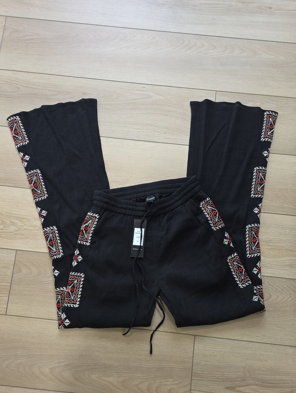 Black Wide-Leg Summer Pants with Side Embellishments